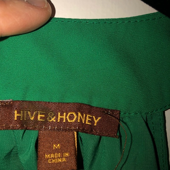 Hive and Honey, Green, Sleeveless Top, Size Medium - Picture 3 of 6